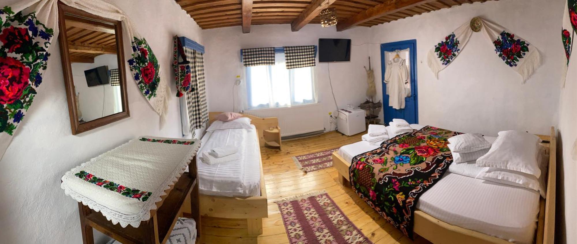 Hotel Casuta Tivadar Breb Exteriér fotografie